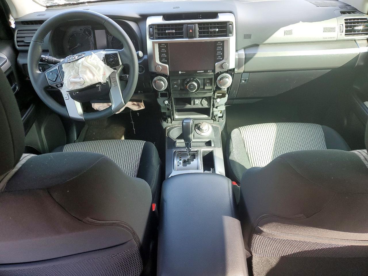 2022 Toyota 4Runner Sr5 - zdjęcie 8