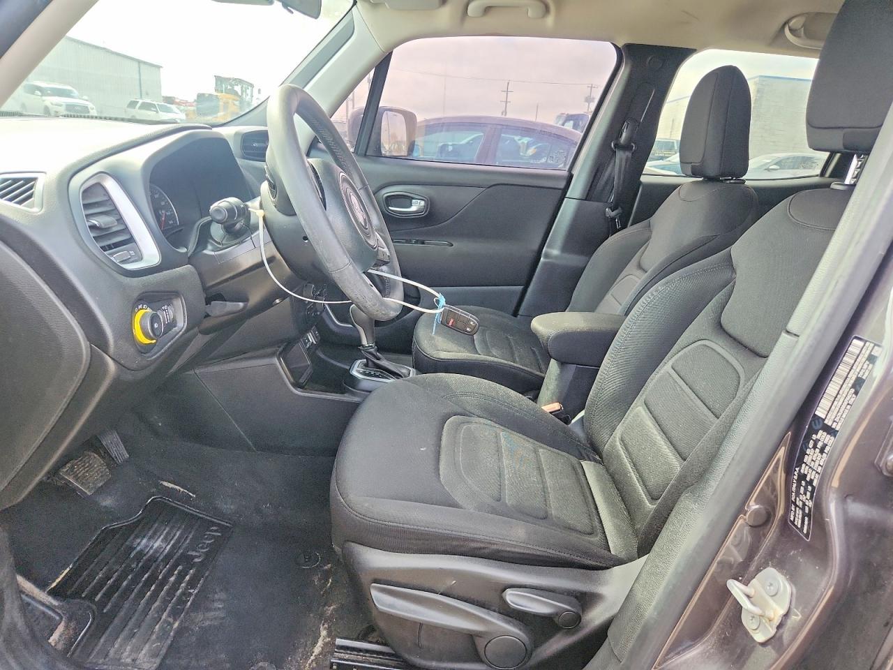 2019 Jeep Renegade Latitude - zdjęcie 7