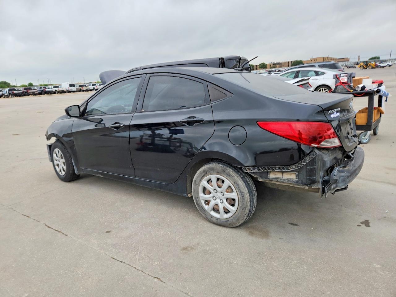 2014 Hyundai Accent Gls - zdjęcie 2