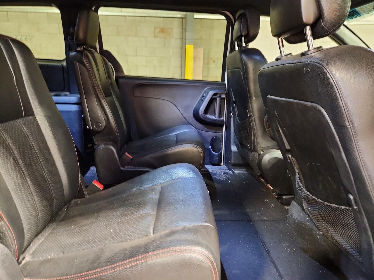 2016 Dodge Grand Caravan R - zdjęcie 11