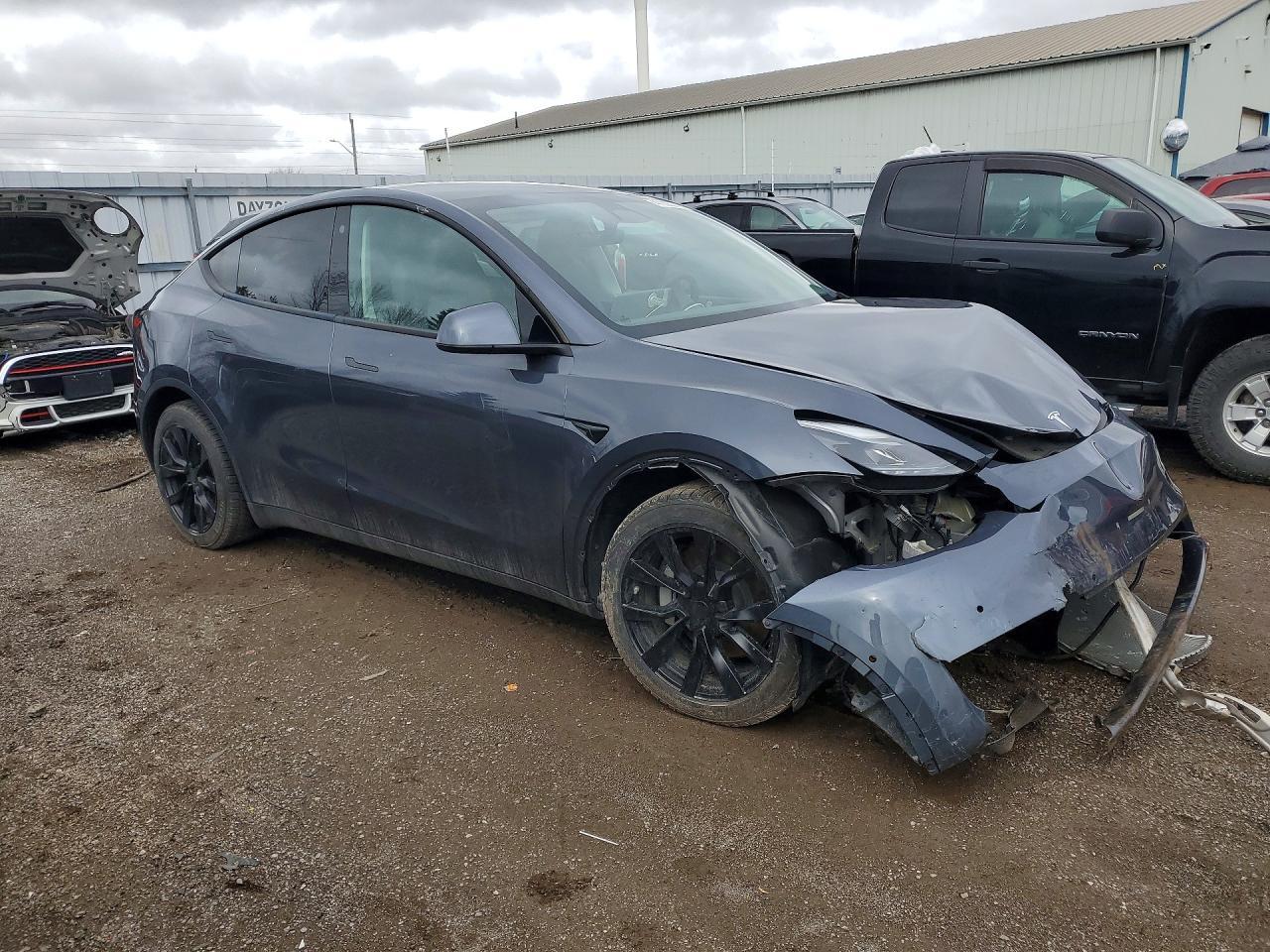 2022 Tesla Truck/Van Model Y 75D Long Range 4Dr Awd - zdjęcie 4
