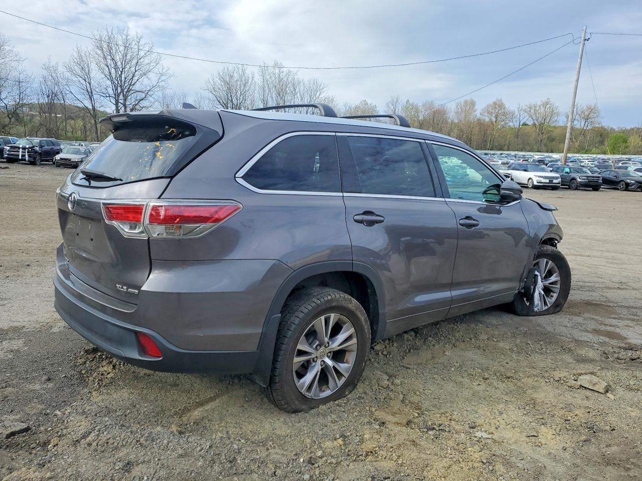 2015 Toyota Highlander Xle - zdjęcie 3