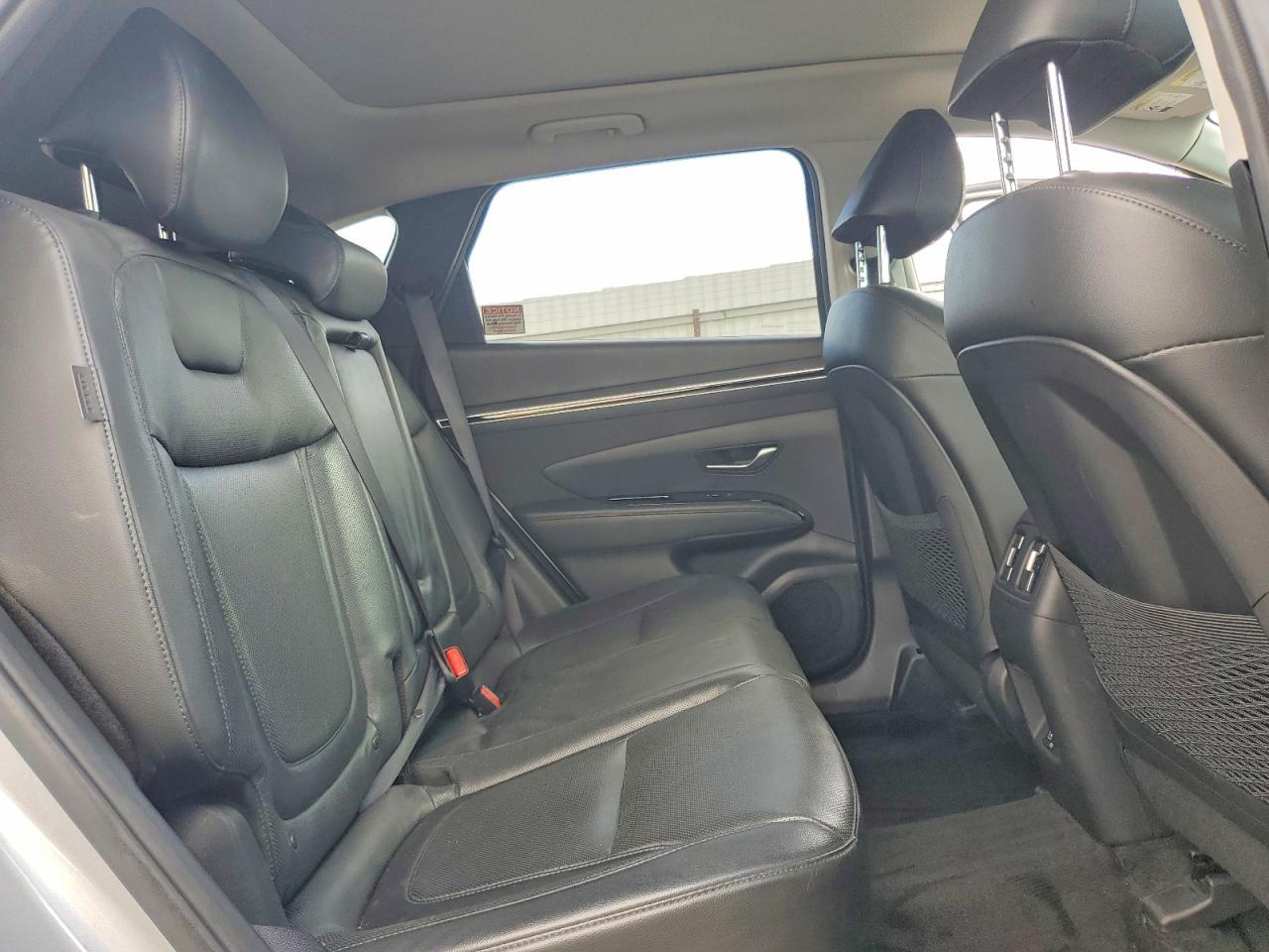 2024 Hyundai Tucson Hybrid Limited - zdjęcie 10