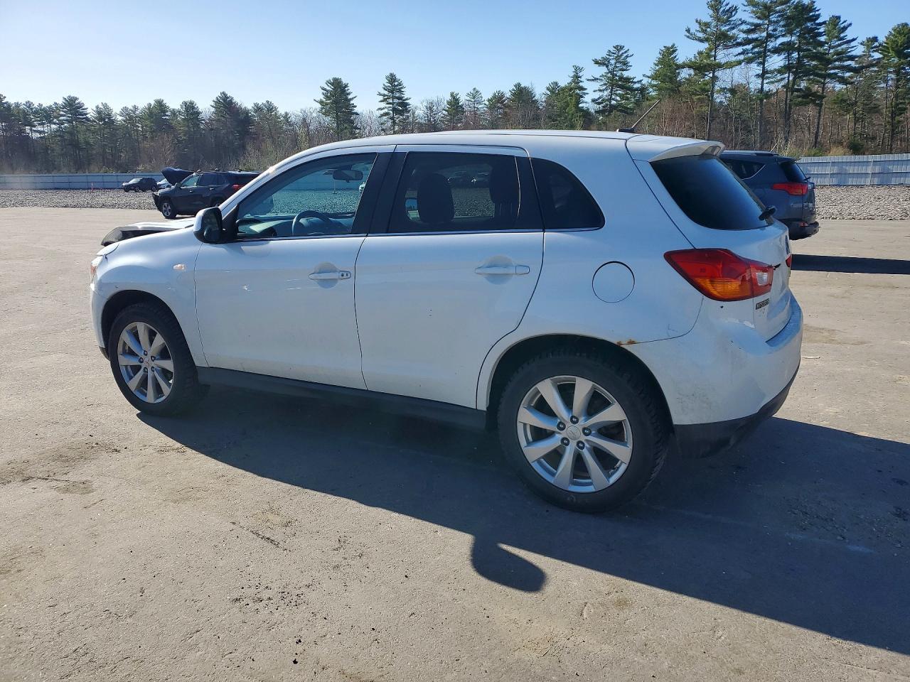 2014 Mitsubishi Outlander Sport Se - zdjęcie 2