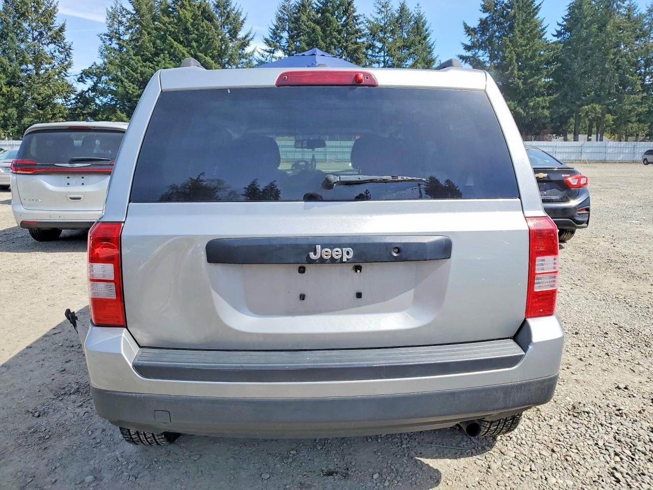 2016 Jeep Patriot Sport - zdjęcie 6