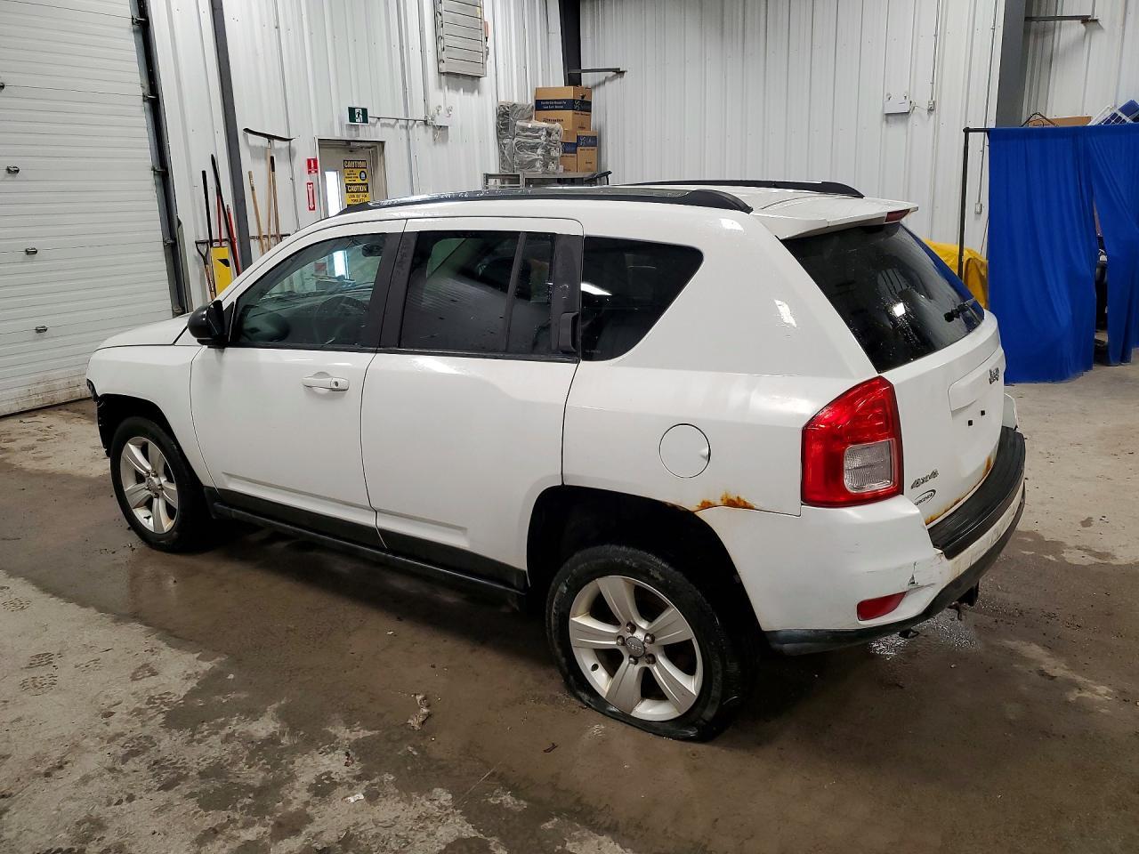 2013 Jeep Compass North - zdjęcie 2