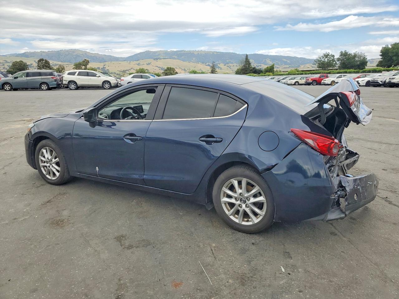 2018 Mazda 3 Sport - zdjęcie 2
