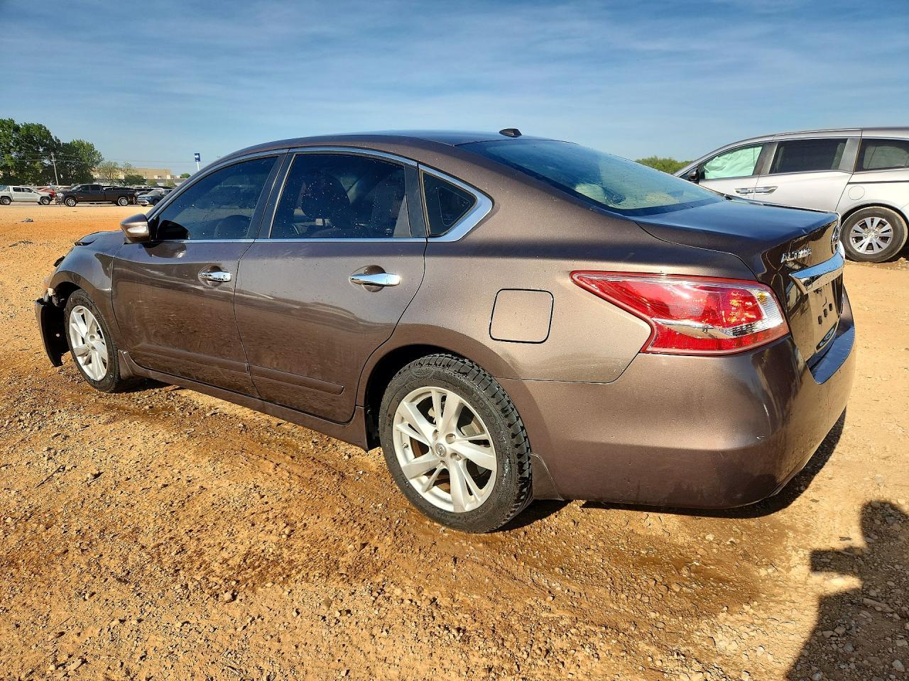 2013 Nissan Altima 2.5 - zdjęcie 2