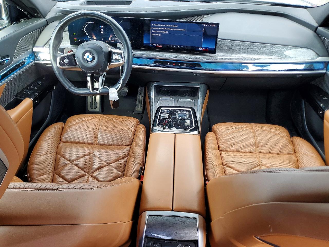 2023 BMW 740 I - zdjęcie 8