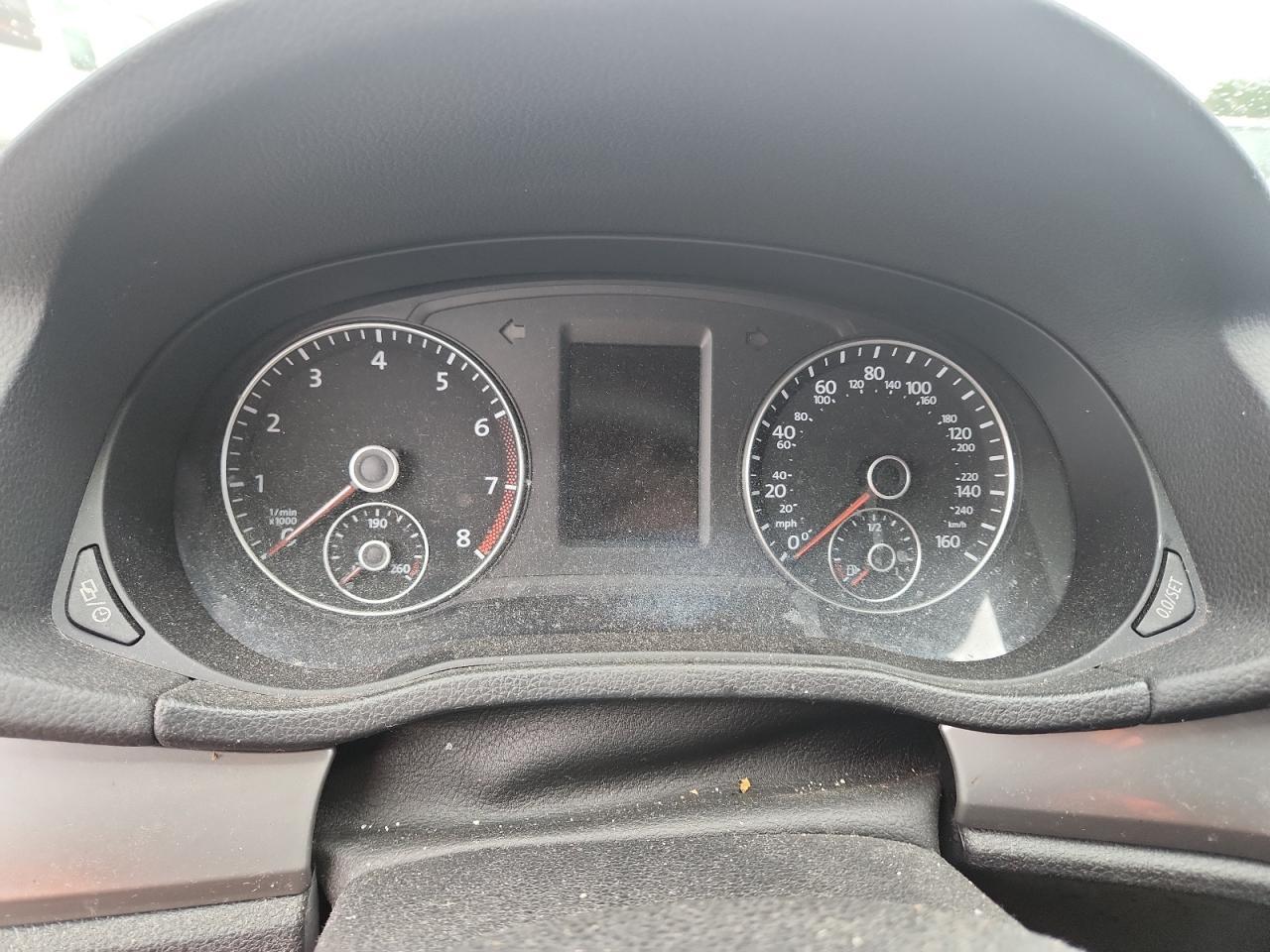 2015 Volkswagen Passat S - zdjęcie 9