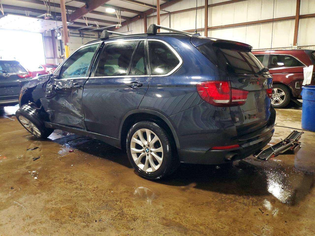 2016 BMW X5 xDrive35I - zdjęcie 2