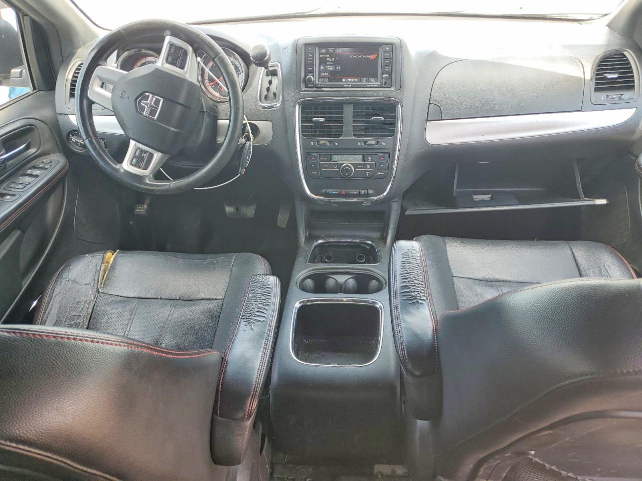 2016 Dodge Grand Caravan R - zdjęcie 8
