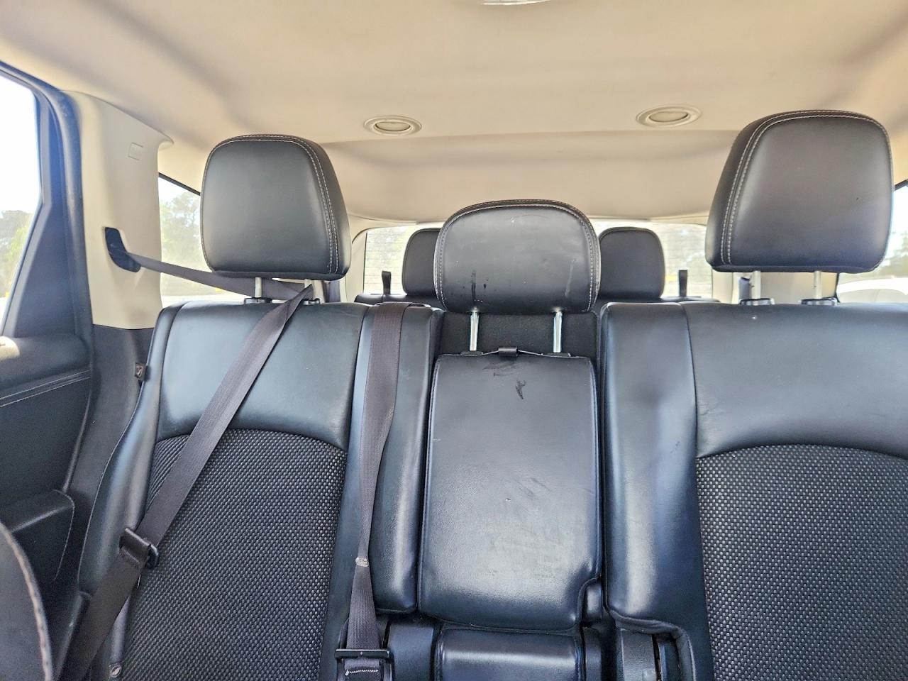 2019 Dodge Journey Crossroad - zdjęcie 10