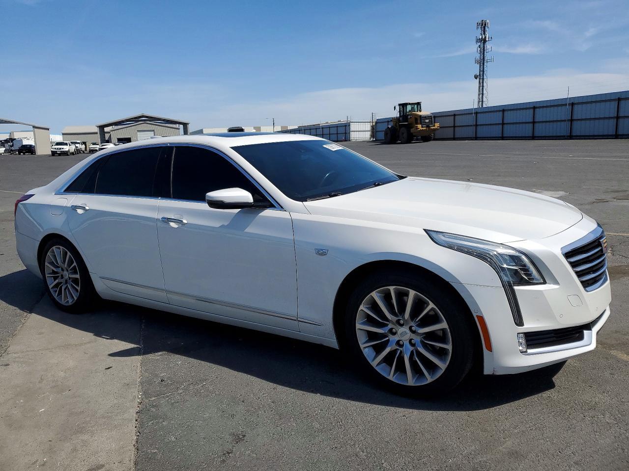 2017 Cadillac Ct6 Luxury - zdjęcie 4