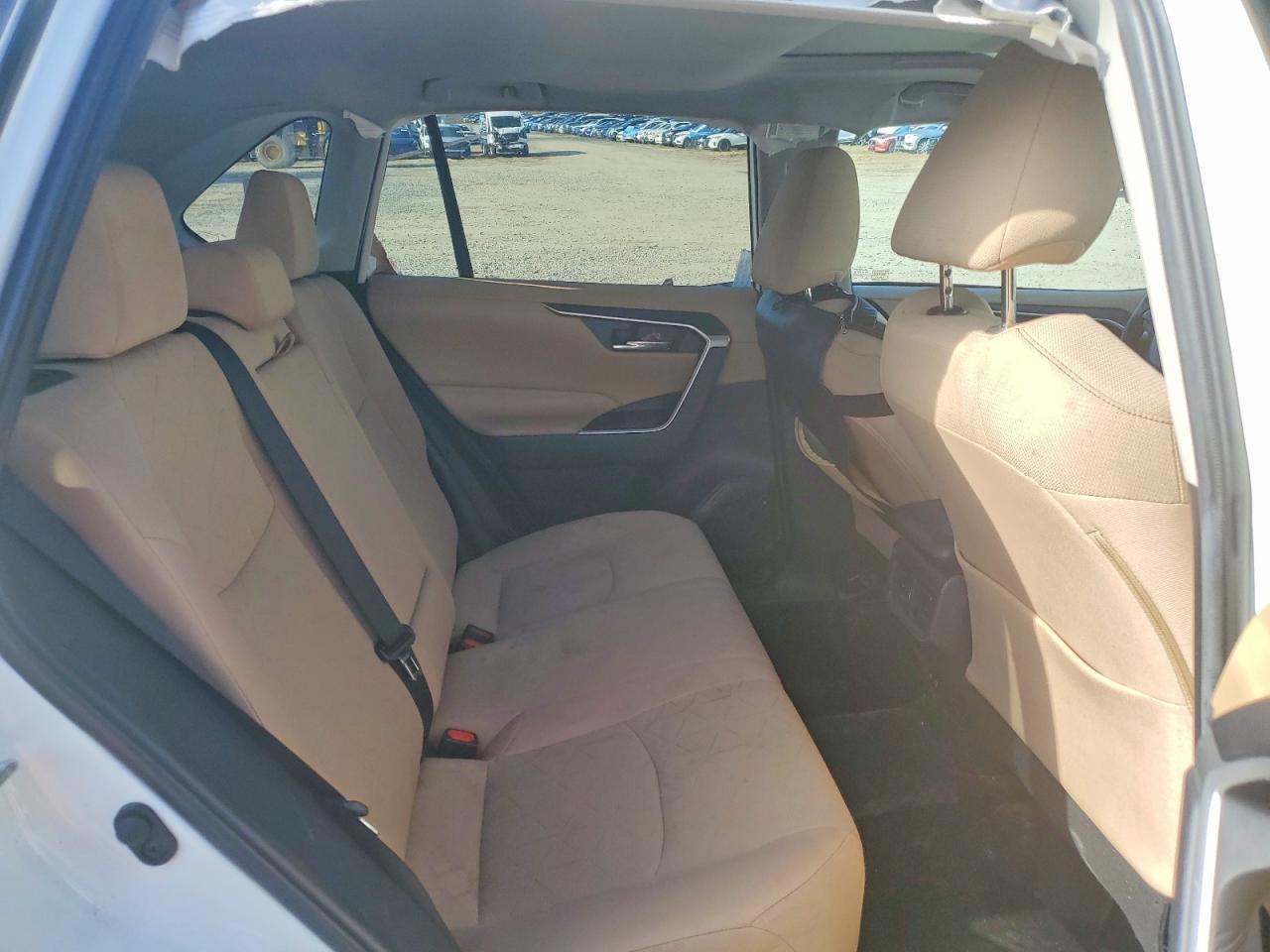 2019 Toyota Rav4 Xle - zdjęcie 11