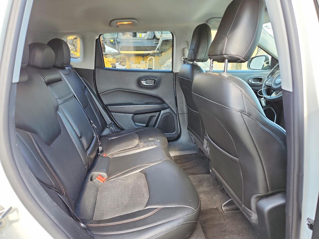 2018 Jeep Compass Latitude - zdjęcie 10