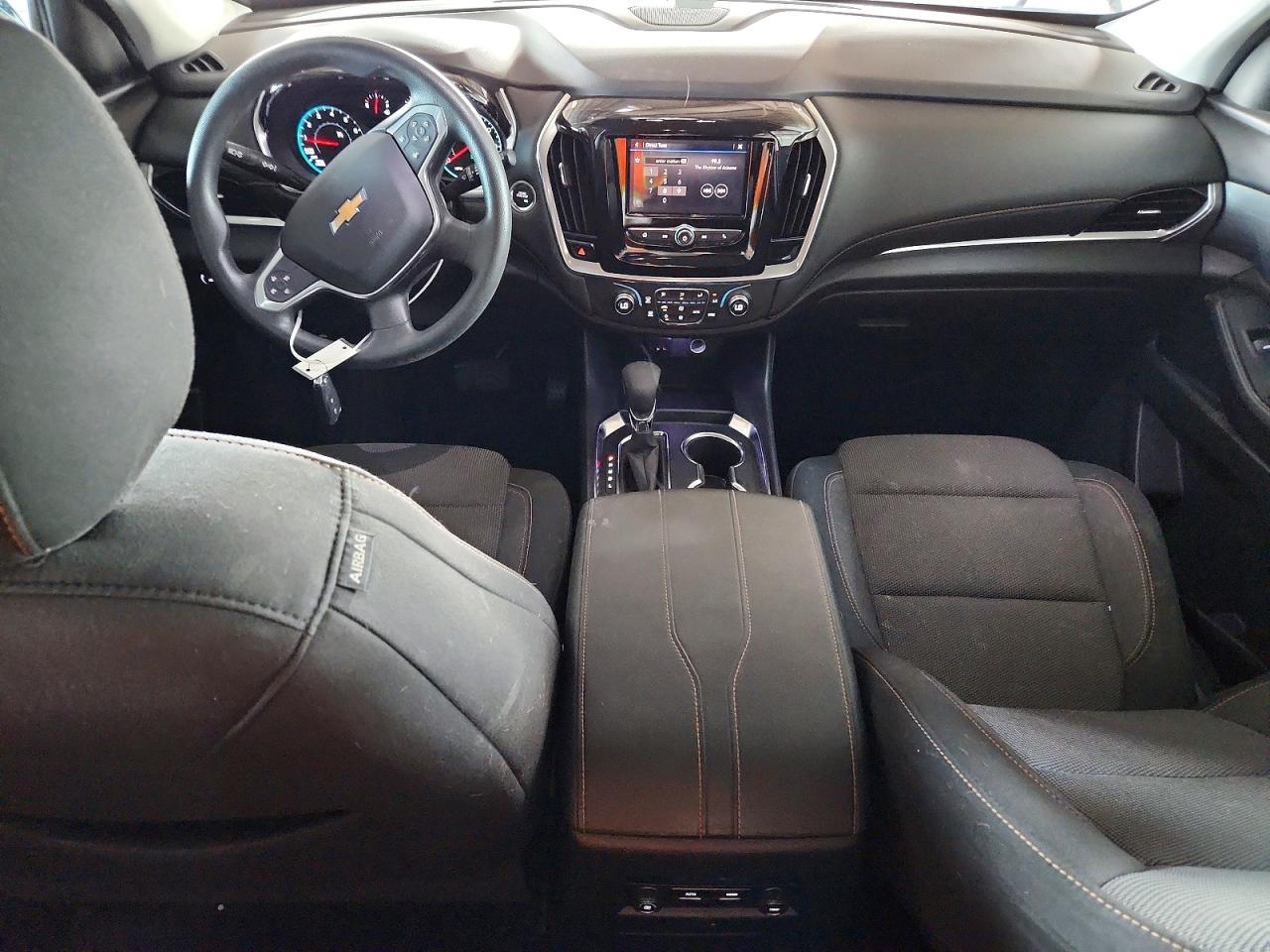 2021 Chevrolet Traverse Ls - zdjęcie 8