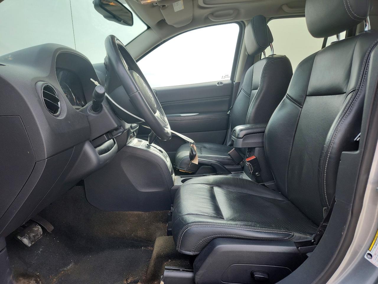 2016 Jeep Compass Latitude - zdjęcie 7