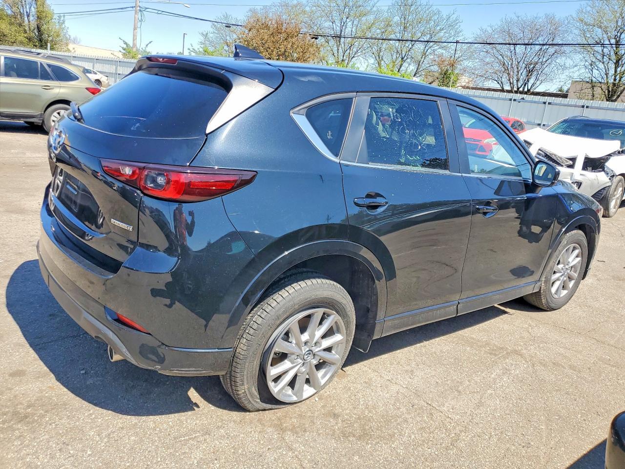 2025 Mazda Cx-5 Preferred - zdjęcie 3