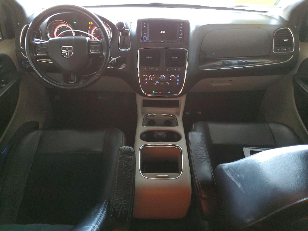 2017 Dodge Grand Caravan Sxt - zdjęcie 8