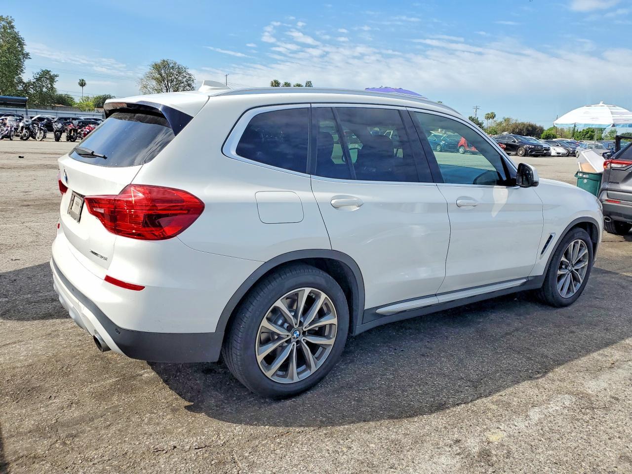 2019 BMW X3 Sdrive30I - zdjęcie 3