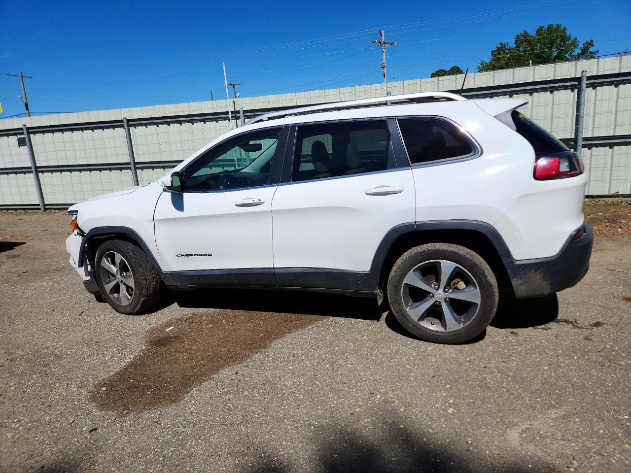 2019 Jeep Cherokee Limited - zdjęcie 2