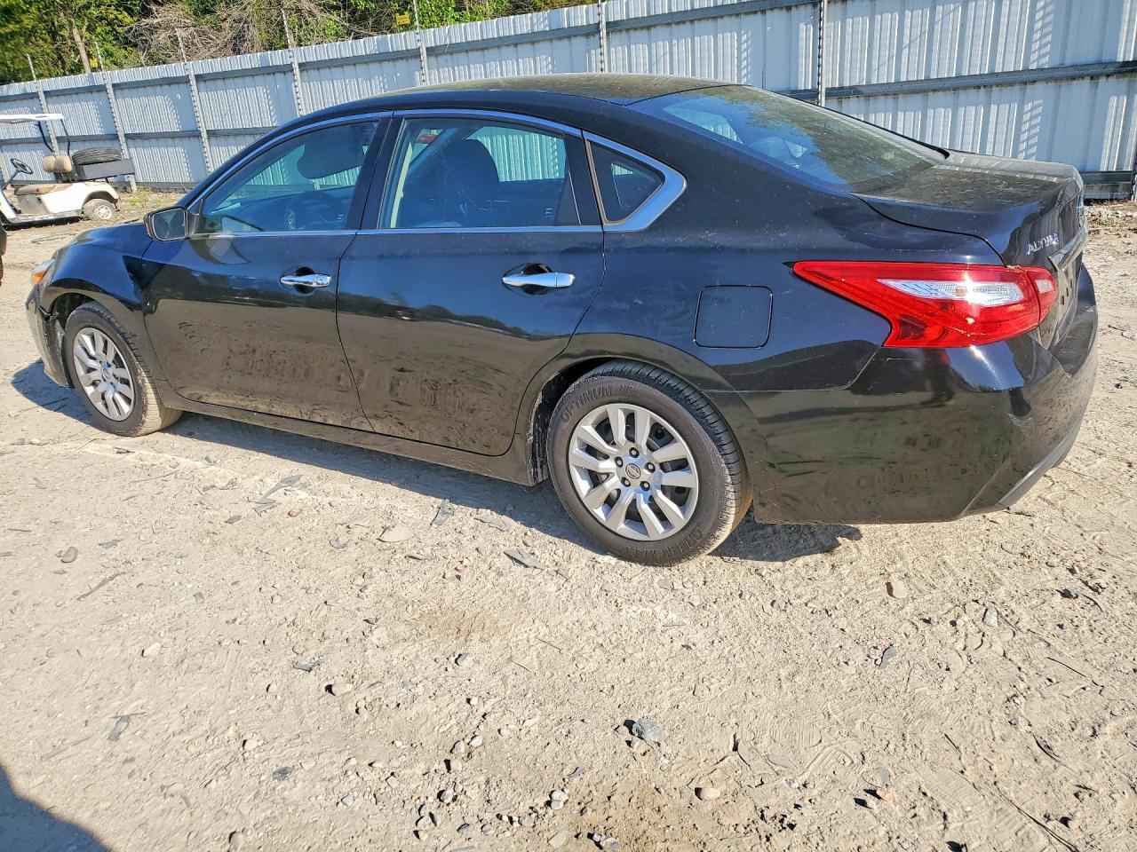2016 Nissan Altima 2.5 S - zdjęcie 2