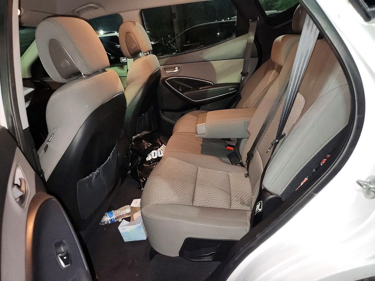 2017 Hyundai Santa Fe Sport 2.4L - zdjęcie 10