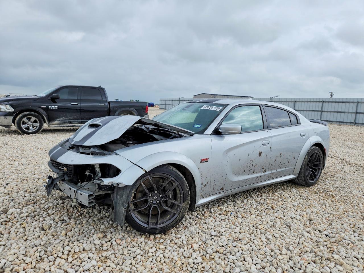2020 Dodge Charger - zdjęcie główne
