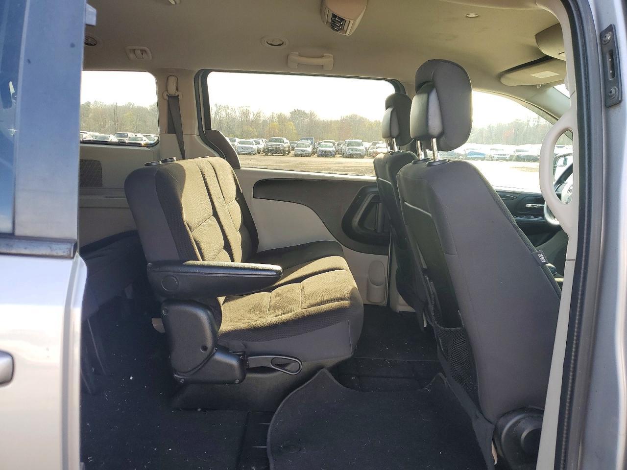 2018 Dodge Grand Caravan Se - zdjęcie 11