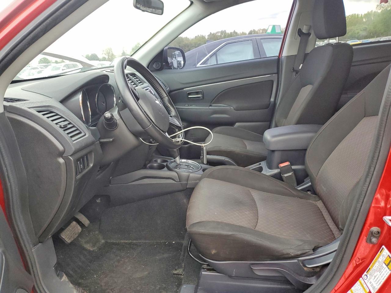 2016 Mitsubishi Outlander Sport Es - zdjęcie 7