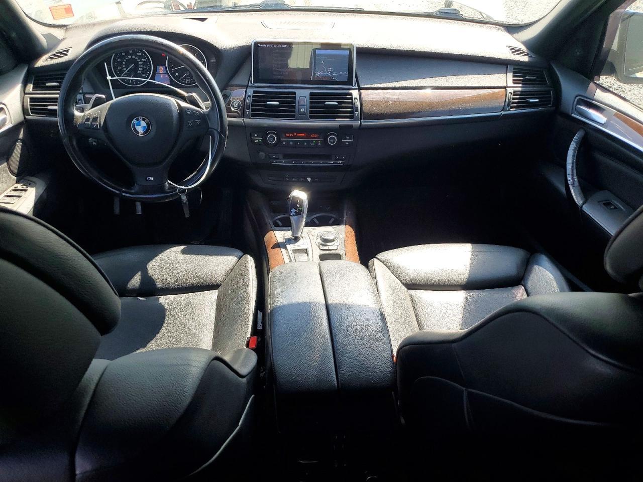 2013 BMW X5 xDrive50I - zdjęcie 8