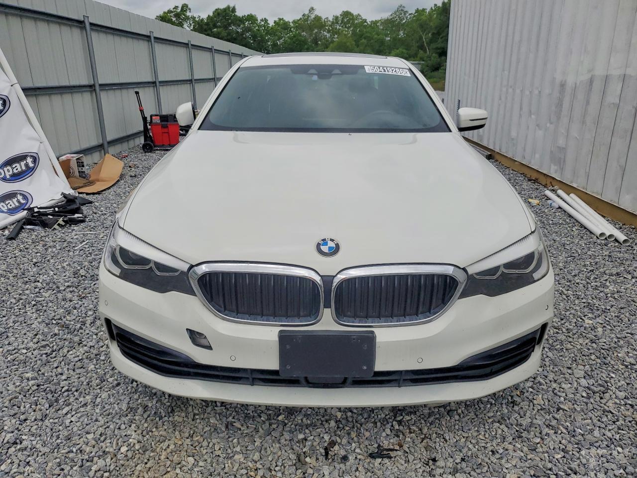 BMW Seria 5 - zdjęcie 5