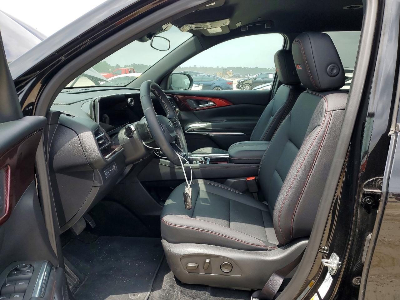2025 Chevrolet Traverse - zdjęcie 7
