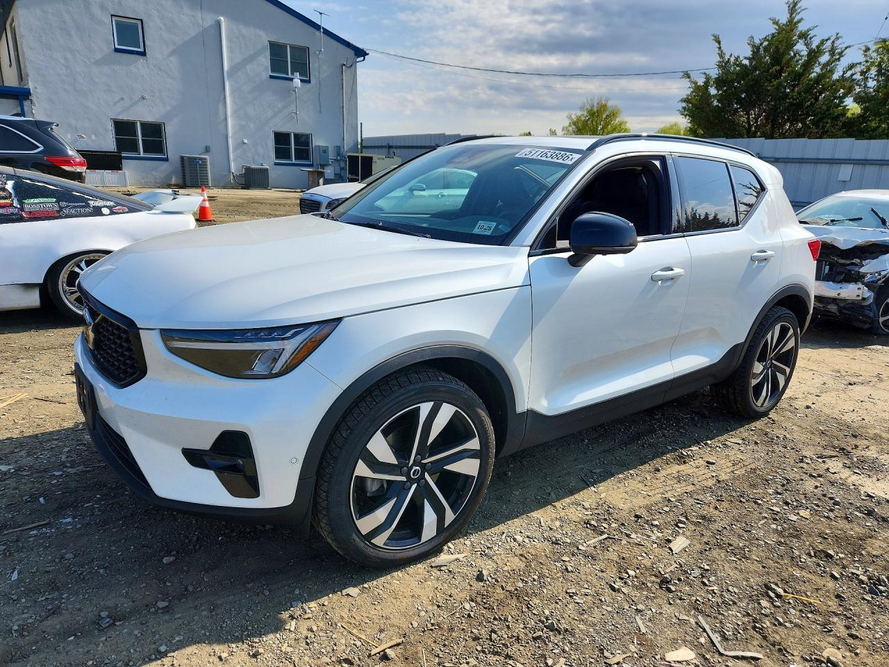 2024 Volvo Xc40 Plus - zdjęcie główne