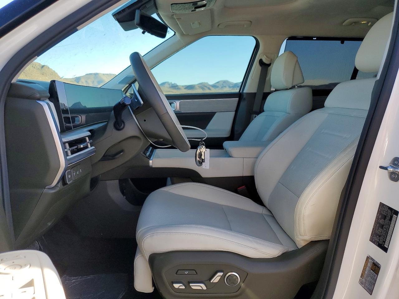 2025 Hyundai Santa Fe Hybrid Calligraphy - zdjęcie 7