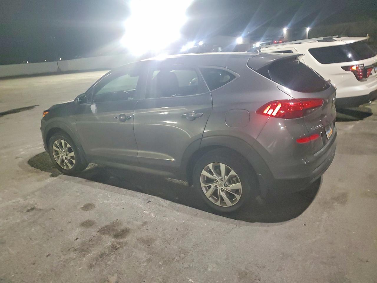 2020 Hyundai Tucson Se - zdjęcie 2