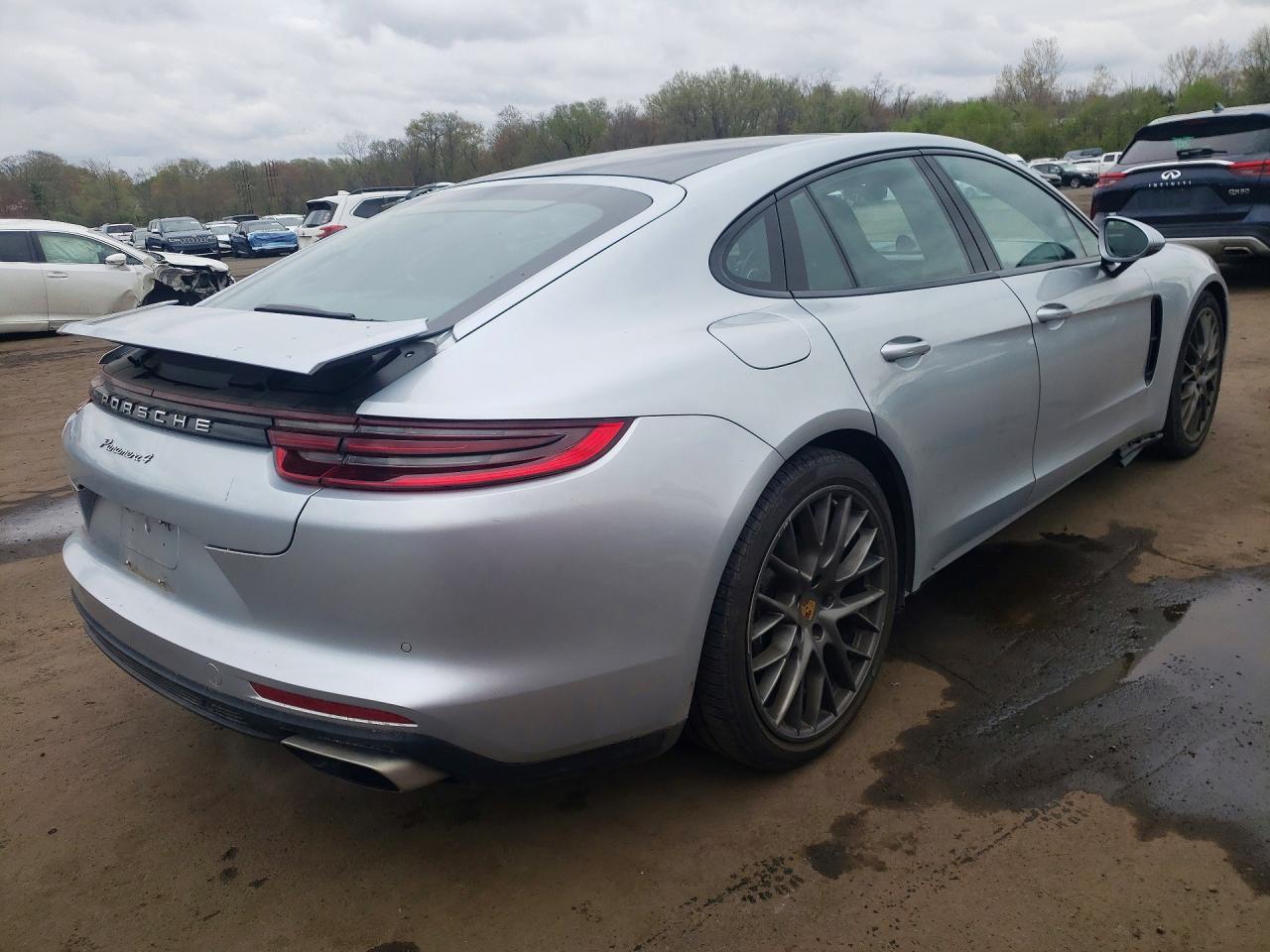 2018 Porsche Panamera 4 - zdjęcie 3