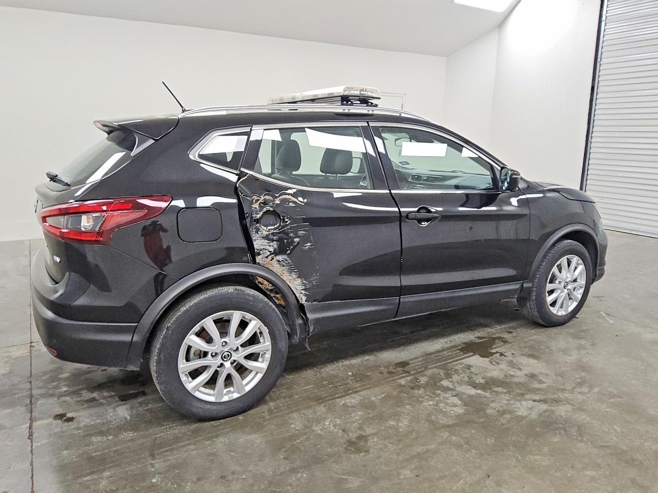 2022 Nissan Rogue Sport Sv - zdjęcie 3