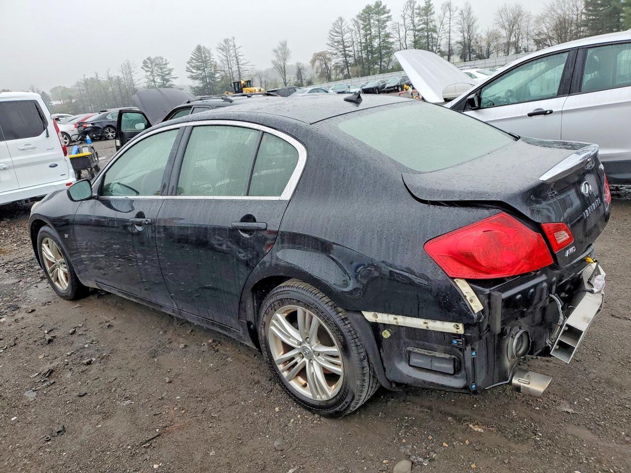 2015 Infiniti Q40 Base - zdjęcie 2