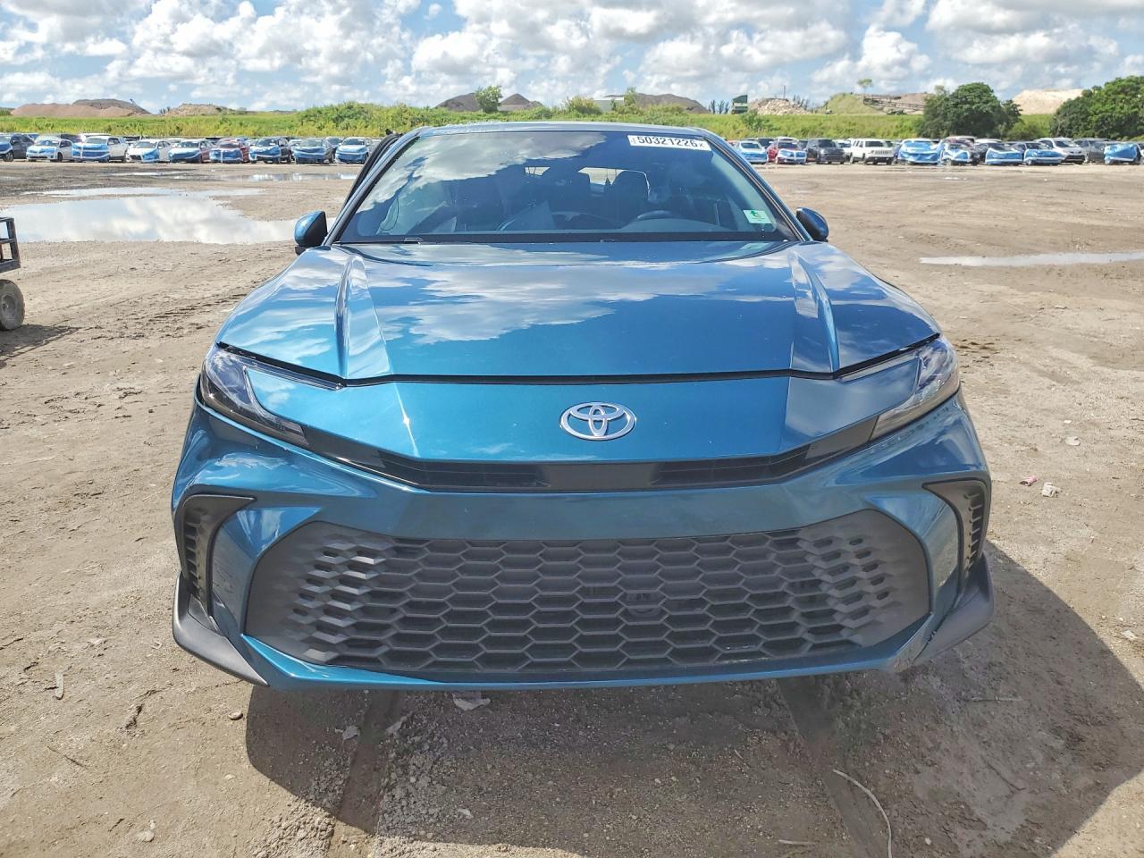 2025 Toyota Camry Se - zdjęcie 5