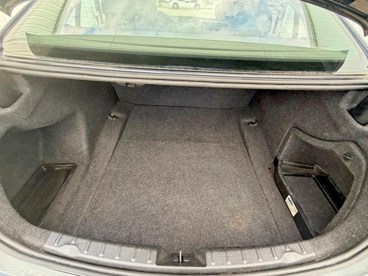 2016 BMW 320 Xi - zdjęcie 15