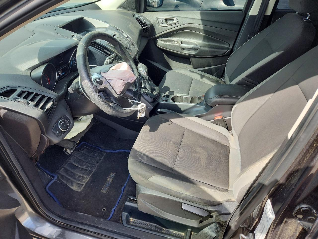 2016 Ford Escape S - zdjęcie 7