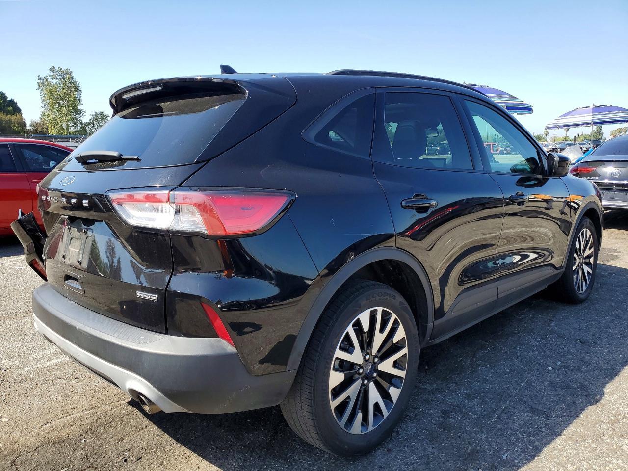 2020 Ford Escape Se Sport - zdjęcie 3