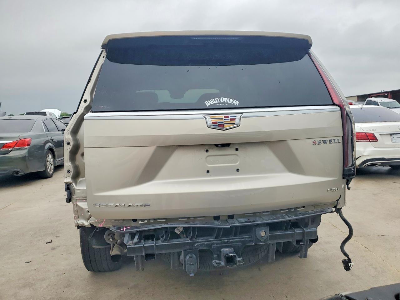 2021 Cadillac Escalade Premium Luxury - zdjęcie 6