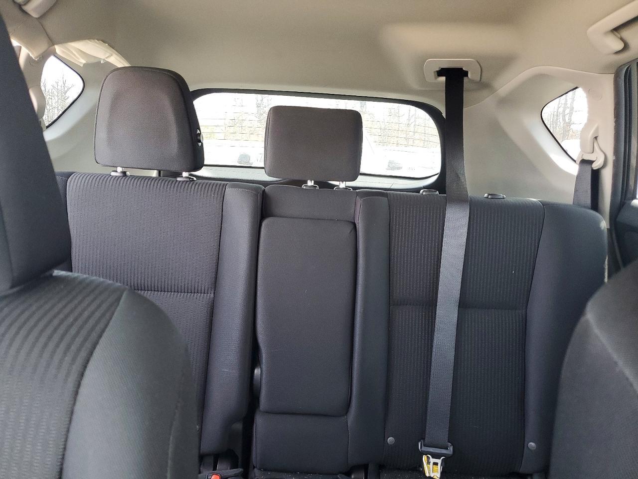 2016 Toyota Rav4 Le - zdjęcie 10
