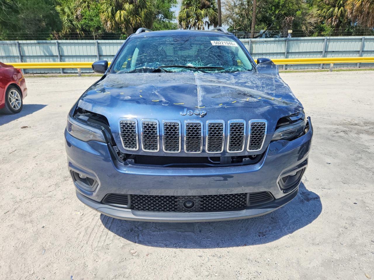 2021 Jeep Cherokee Latitude Lux - zdjęcie 5