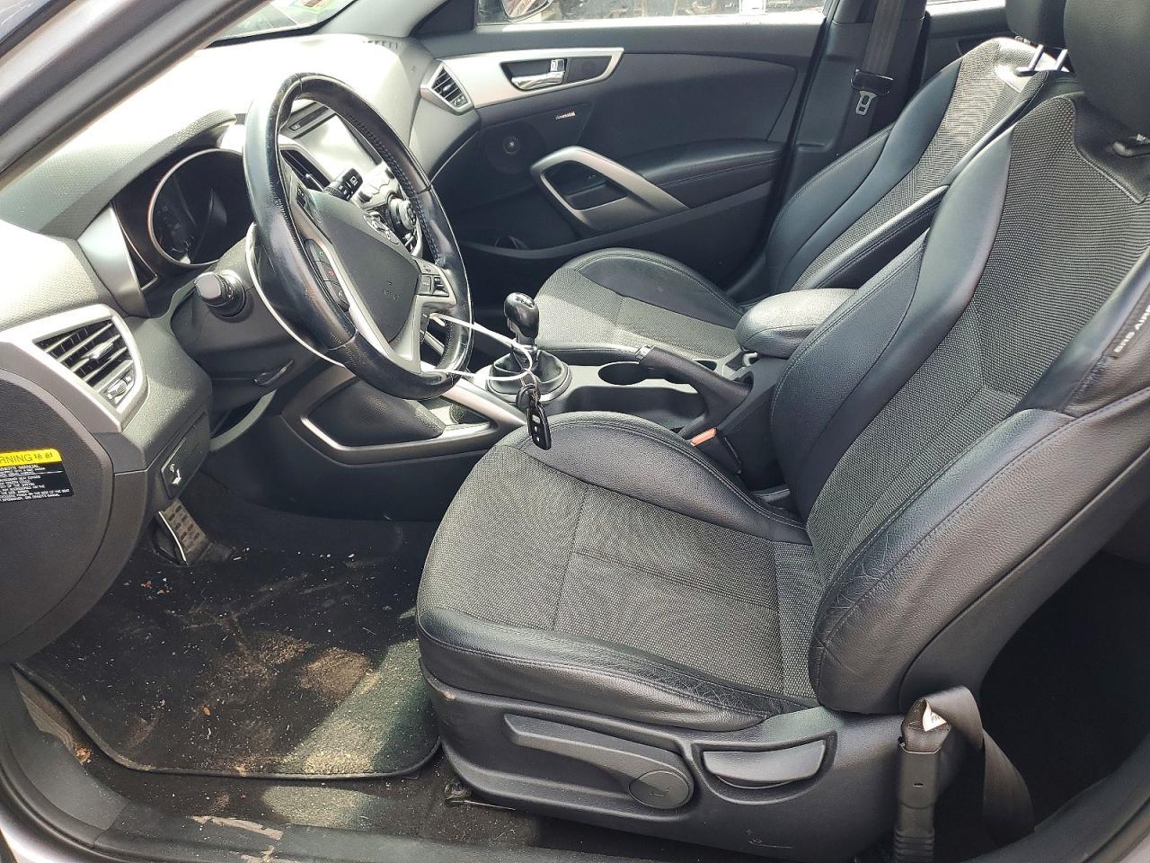 2014 Hyundai Veloster Base - zdjęcie 7