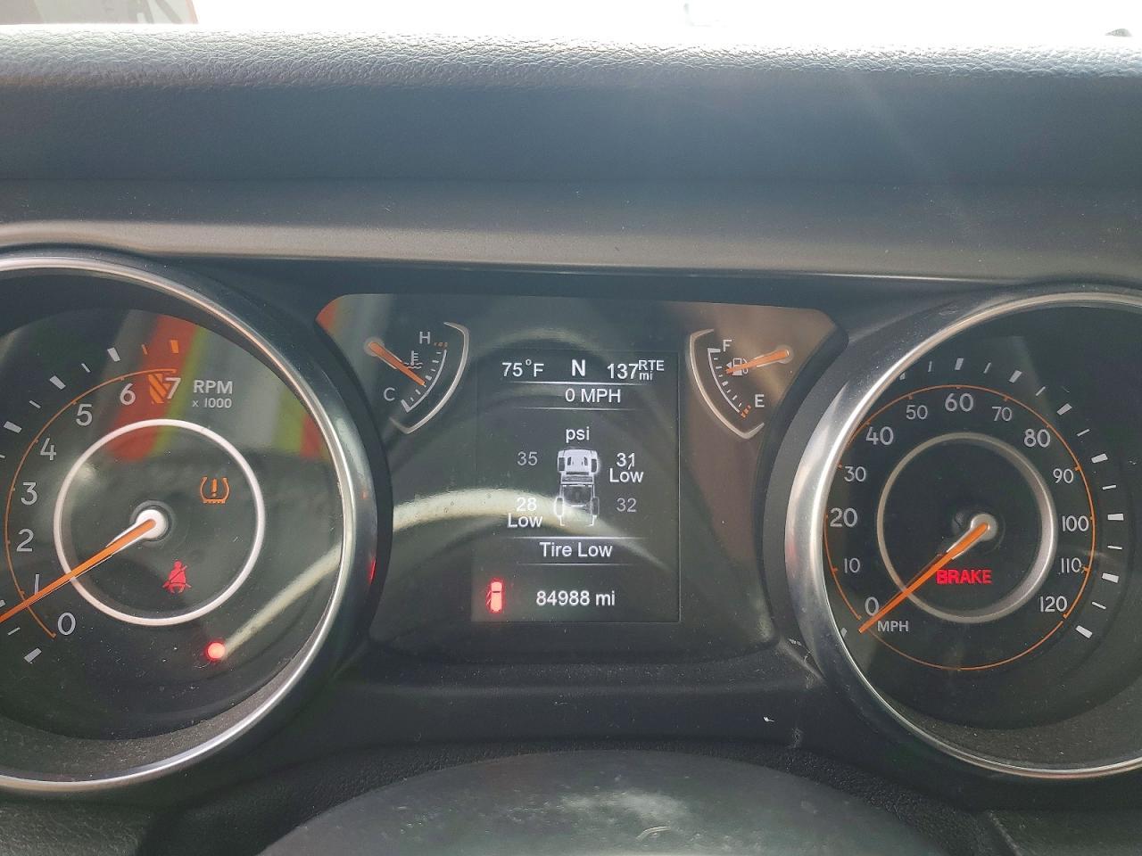 2018 Jeep Wrangler Unlimited Sport - zdjęcie 9