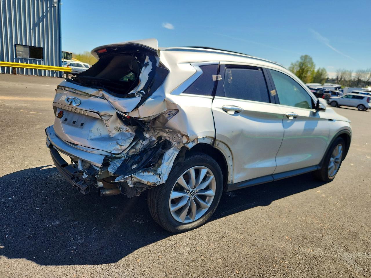 2019 Infiniti Qx50 - zdjęcie 3